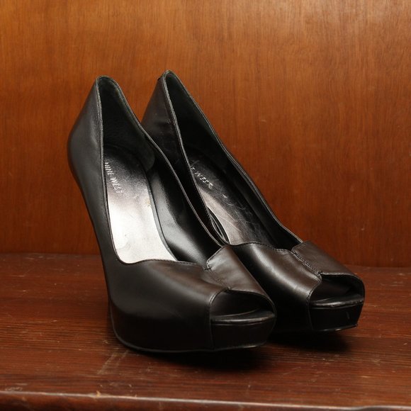 Black Leather Peep Toe Pumps - Picture 4 of 5